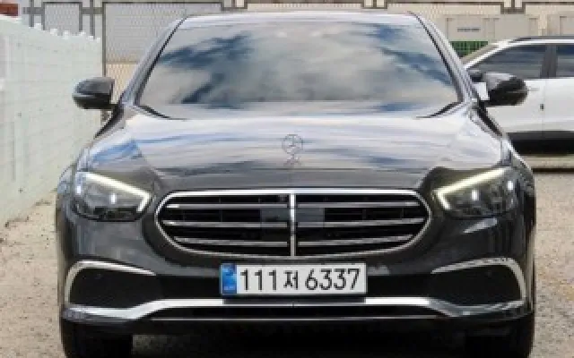 전국법원경매장 E-클래스 W213 E220d 4MATIC 익스클루시브 매물 사진 1 - 2022/01 85,180km