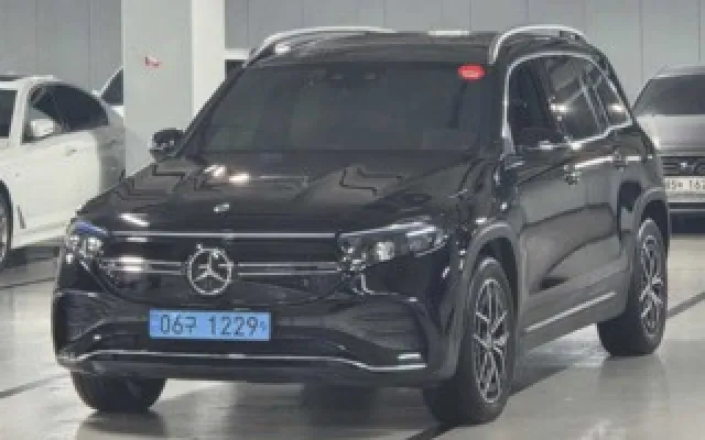 전국법원경매장 EQB (X243) EQB 300 4MATIC AMG 라인 매물 사진 10 - 2023/12 47,135km